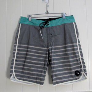 Quiksilver | Size 32 Gray White Stripes Drawstring Velcro Pocket